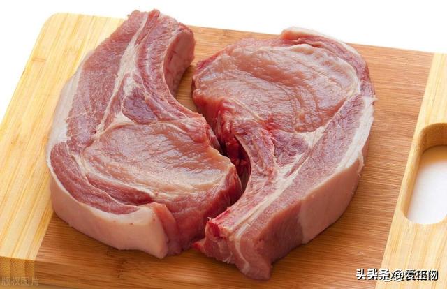 不管做什么炒肉，都别直接下锅炒，教你正确做法，肉香不腥也不柴