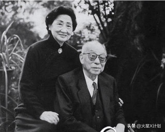 这是张学良老婆赵四小姐真实样貌，并非演员饰演而是货真价实真品