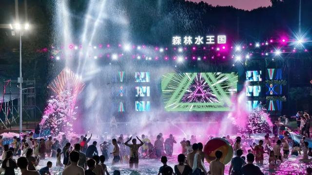 送票！从早嗨到晚！木兰胜天“森林水王国”已被挤爆！