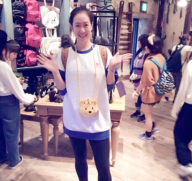 女排名将米杨：当年与王宝泉闹矛盾引轰动，再婚嫁排球帅哥当继母