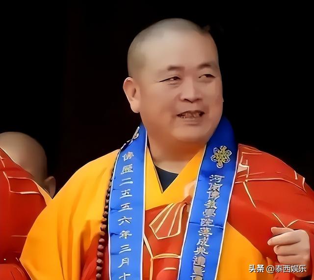 数名情人、百万豪车、十几万袈裟、上亿豪宅，释永信生活有多奢华
