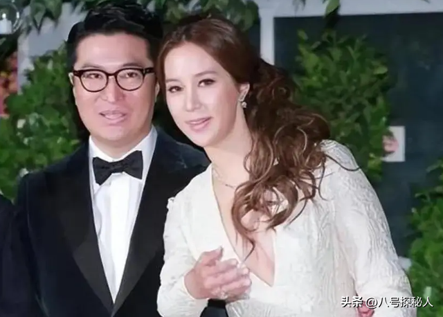 她14岁已是“人间尤物”，被首富看中花10亿娶回家，8年生了四胎