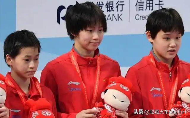 张家齐退役：鲜花着锦	，烈火烹油，然后呢