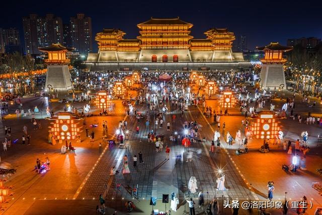 汉服攻占洛阳！满城穿越的“神都”拿捏了年轻人的终极嗨点