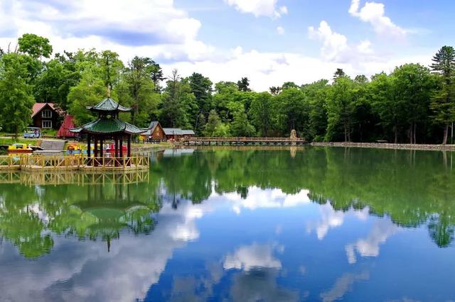 乘着高铁游白山 | “百区百景”打卡攻略之露水河长白山狩猎度假区