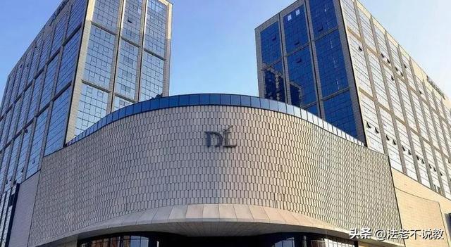 为胖东来苦干12年，因没及时迎客被开除，内幕被扒，冤的不止一个