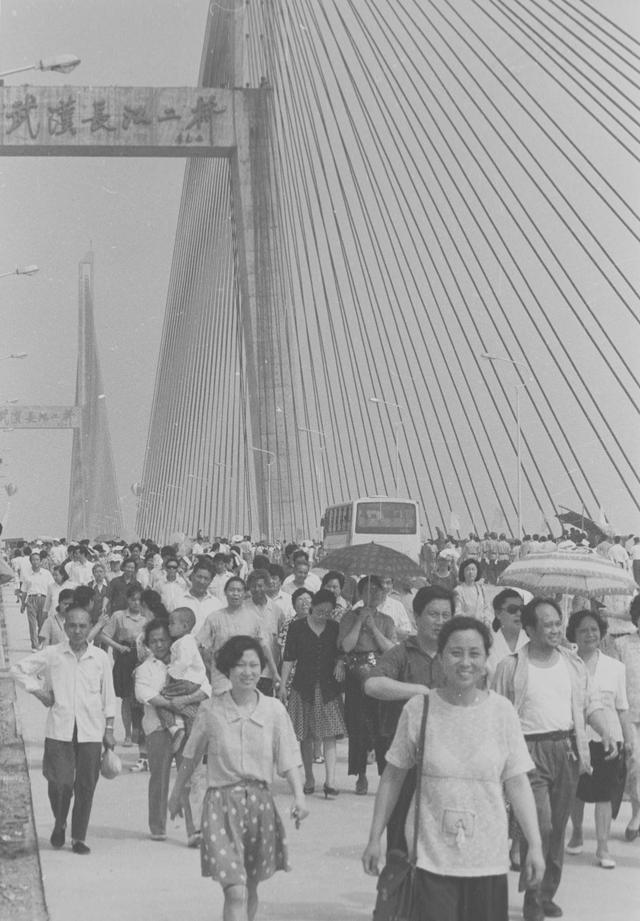 7月20日，邀你探秘武汉滨江百年传奇策展