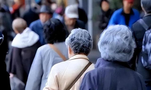 中国将迎来前所未有的死亡高峰？专家给出答案：是这些因素导致的