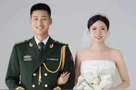 军恋婚纱照，美炸了！图片