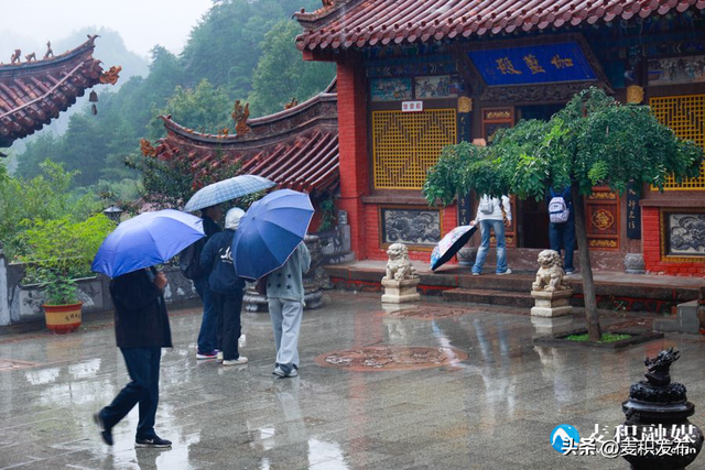 【多彩“双节” 畅游麦积】雨润麦积添诗意 仙人崖净土寺国庆假期首日迎八方客