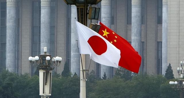 中方舰艇编队刚进钓鱼岛，日本就动手了，不到24小时，美军也下场