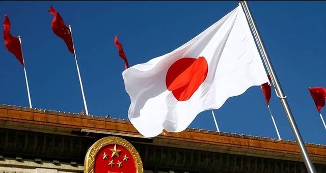 高市安排妥了，李在明在日本吃晚宴	，饭还没下肚，中方先回了14字