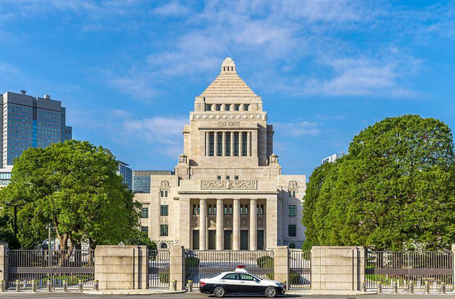 选举进入最后十天！中俄派人赴日纠错，英媒：高市在钓鱼岛举白旗
