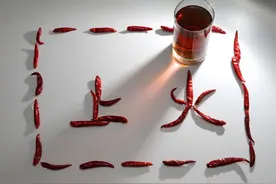 口干舌燥，上火反复老不好？三个中成药轻松搞定火气旺图片