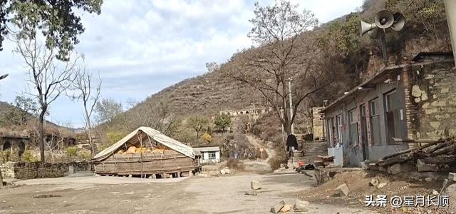 山西盂县仙人乱窑村，明朝中叶的黄安关，晋入冀的古驿道关隘