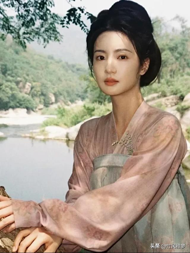 她真的太美了，这才是中国人的审美！
