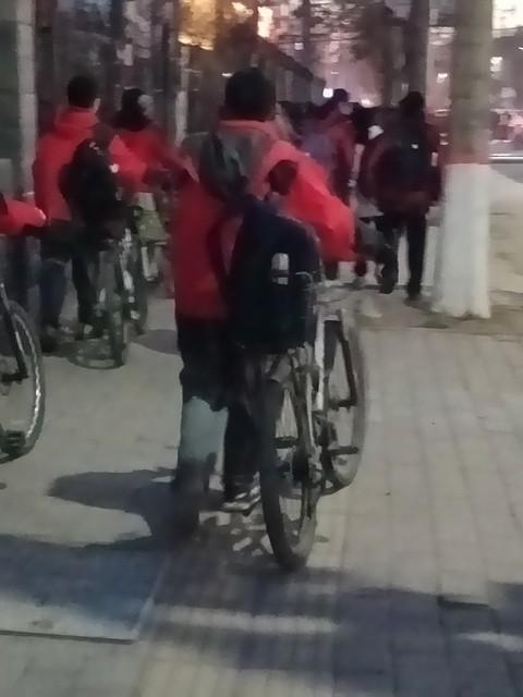 多地学校发布新放假通知