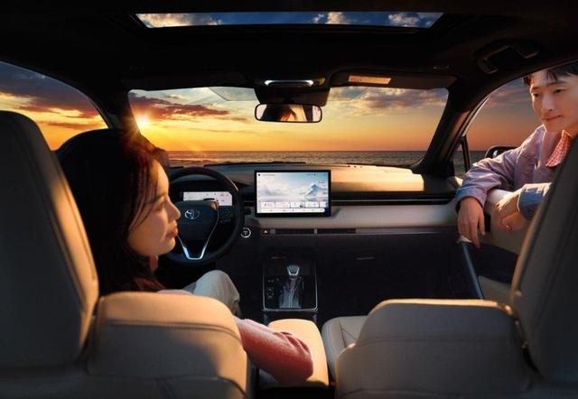 选车纠结三个月	，邻居家老卡罗拉让我下定决心，全新锐放开了