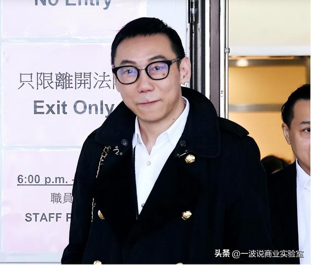 张柏芝庭审崩溃哭喊	，被追讨1276万，合约笔迹成谜