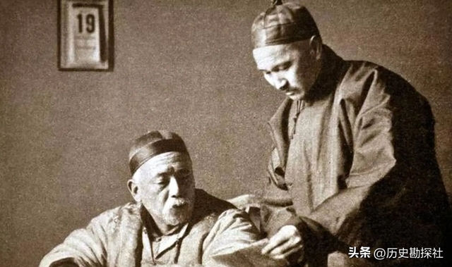 这是袁世凯五姨太的真实样貌，头发稀疏并不貌美，但备受宠爱