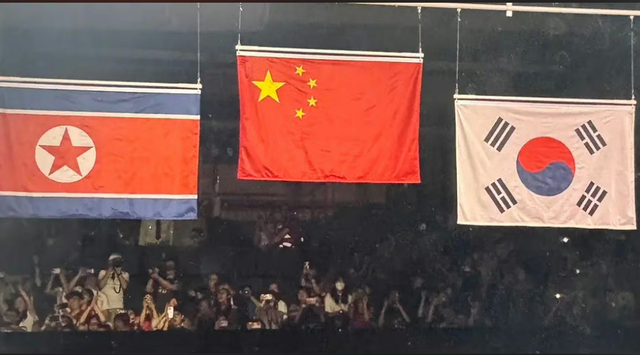 中方确认出席朝鲜80周年庆，不到24小时，王毅接到韩国外长电话