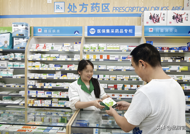 一年关3.9万家！暴利神话崩塌，2025闭店潮继续，老板：扛不住了