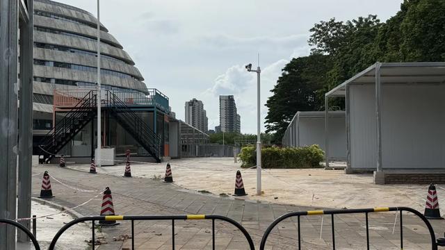 南宁新媒体中心楼下的美食街还做吗？几个月过去了进度有点慢呢！