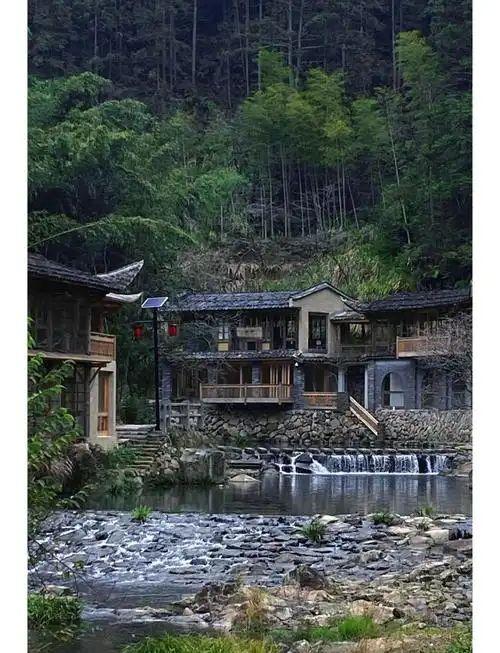 反向旅游火了！ 3 个宝藏小城告诉你，花小钱玩出高级感