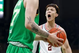 广东7名球员合同到期，更衣室曝光：徐杰流泪，胡明轩承诺不离队图片