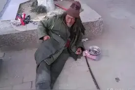 曾经街头常见的乞丐流浪汉都去哪啦？春节回乡知道了答案图片