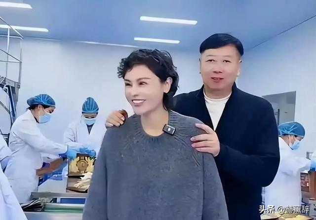 央视怒批！人民日报点名封杀！这5位目无法纪的大网红，彻底凉凉