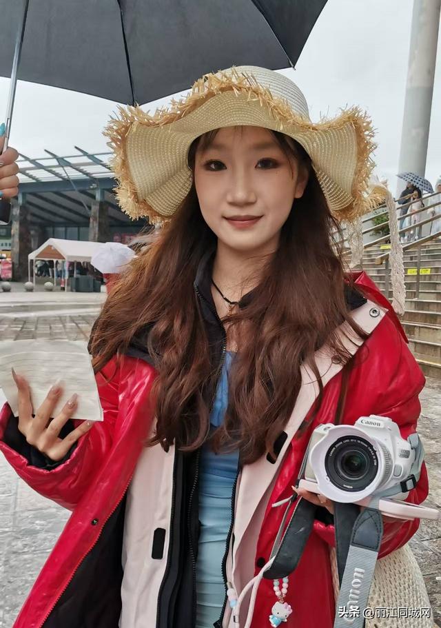 游客寻回相机致谢，玉龙雪山用服务诠释“旅途不只有风景”