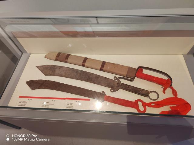 展讯 ‖《红色白银》即将开展！