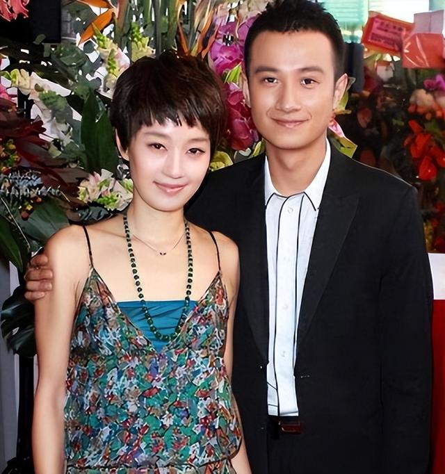 面相变了！49岁的马伊琍眼里的光消失了，王菲说果然没错