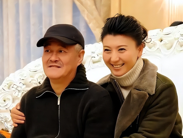 闫学晶风波终于落幕	，6个男人惨遭牵连，儿媳与继女最不好过