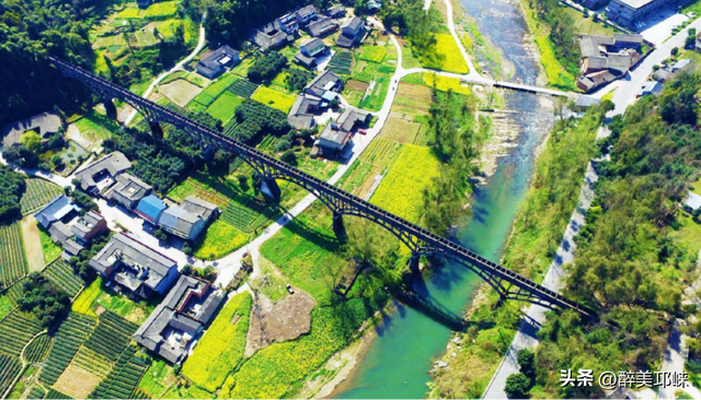 近悦远来·营城兴业丨夹关镇：“日茶夜酒”飘香，万亩茶园“长出”新业态