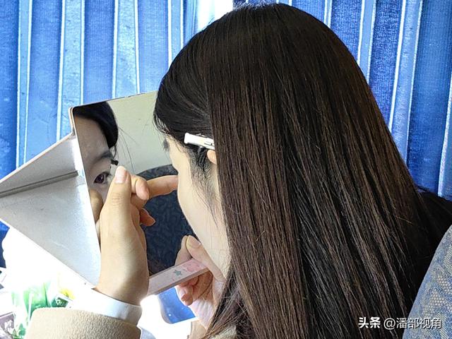 周末去坐了一趟无锡-上海的火车