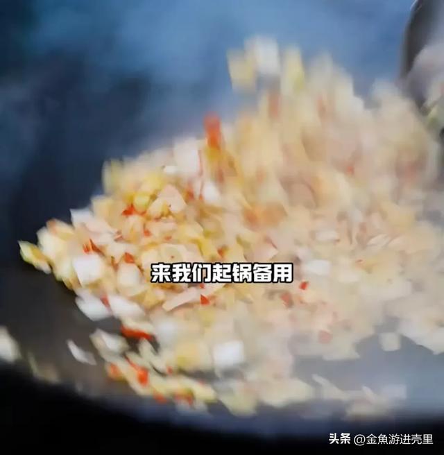3步解锁湘潭酸包菜！酸爽脆嫩超下饭，零失败秘诀让你秒变大厨