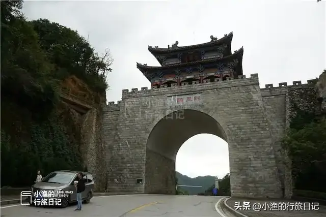 陕南秦岭自驾，偶遇秦岭腹地工程奇迹，让人感慨、感动