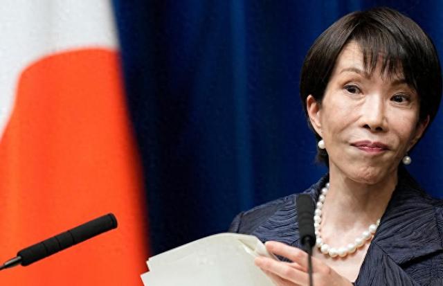 中方稀土管制再补刀，高市早苗终于打破沉默，只回了句“不接受”