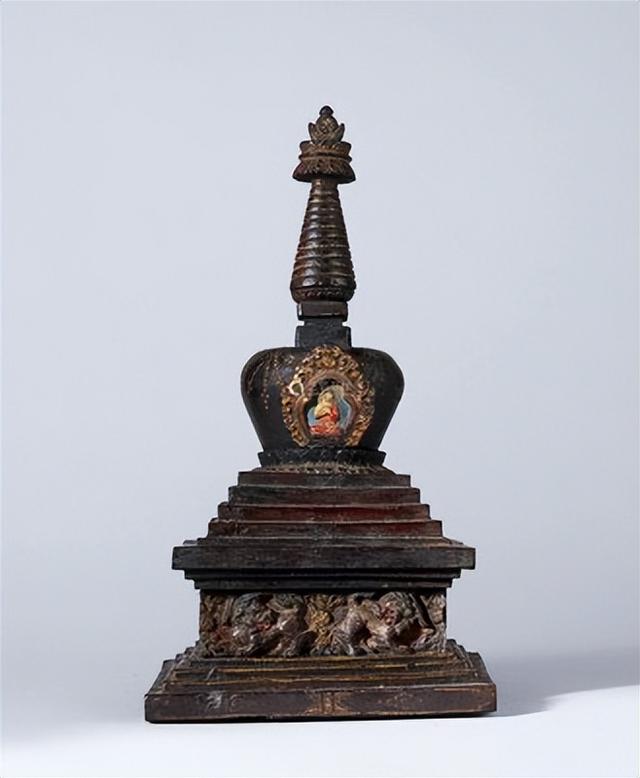 乾隆不是 “败家子”？他修复的 3 件文物，现在都是故宫镇馆之宝