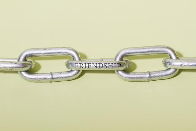 英文友情链接还有用吗？2025年最新SEO策略解析