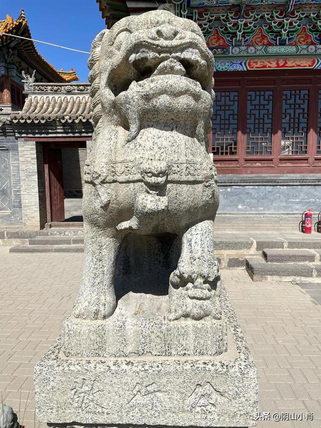 行摄包头市东河区妙法禅寺（吕祖庙）内一些珍贵的文物遗存
