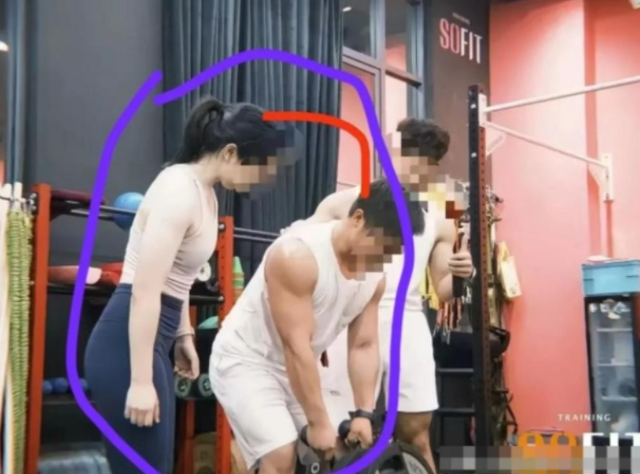 30岁女银行高管健身出轨后续，两人运动画面炸裂，情夫已被处理