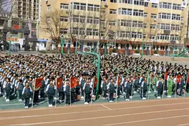 河北承德县第二小学荣获“全国中小学国防教育示范学校”图片