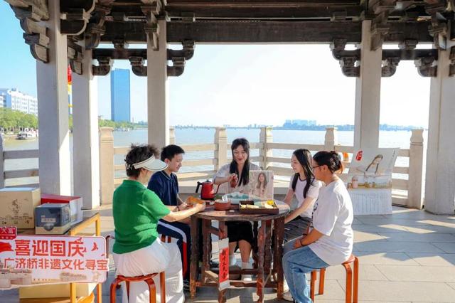 假期首日潮州古城喜迎“开门红”！多部门全力守护节日旅游环境