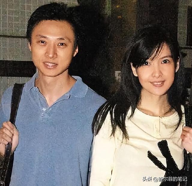 被戴8次绿帽子，3次被捉奸在床，这就是我们“玉女”守卫的爱情？