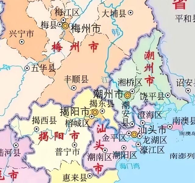 泰国王室血脉觉醒！拉玛十世一句潮州话，炸出千年中国基因