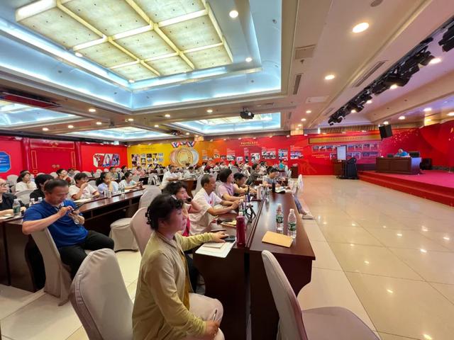 与AI 同行｜2025年海太协会第四期AI课程短训班成功举办