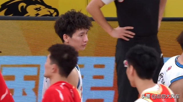 2分17分23分！3门惨案1场绝杀	，夺冠大热轰然倒下，前8呈323格局